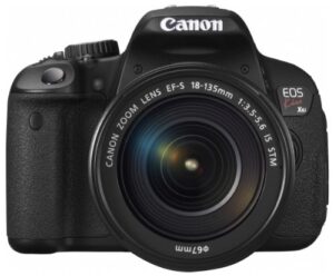 canon dslr camera eos kiss x6i with ef-s 18-135mm is stm lens kit – international version (no warranty)