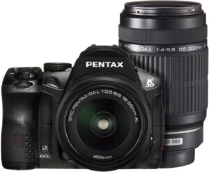 pentax k-30 16 mp cmos digital slr da18-55mmf3.5-5.6al & da55-300mmf4-5.8ed double zoom lens kit black