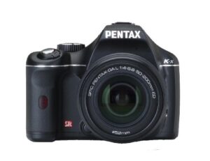 pentax k-x 12.4 mp digital slr with 2.7-inch lcd and 18-55mm f/3.5-5.6 al and 50-200mm f/4-5.6 ed lenses (black)