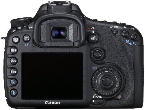 Canon EOS 7D 18 MP CMOS Digital SLR Camera with EF-S 18-200mm f/3.5-5.6 IS Lens - International Version