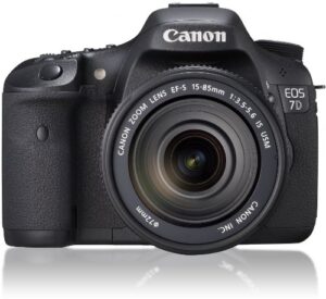 canon eos 7d 18 mp cmos digital slr camera with ef-s 18-135mm f/3.5-5.6 is usm lens – international version