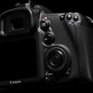 Canon EOS 7D 18 MP CMOS Digital SLR Camera with EF-S 18-135mm f/3.5-5.6 IS USM Lens - International Version