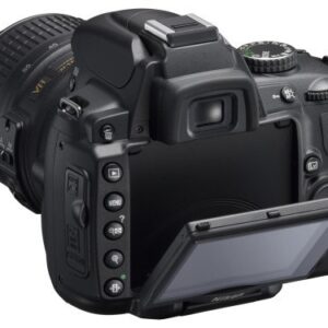 Nikon D7100 24.1 MP DX-Format CMOS Digital SLR with 18-55mm f/3.5-5.6G VR AF-S DX NIKKOR Zoom Lens