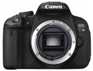canon dslr camera eos kiss x6i (body only) – international version (no warranty)