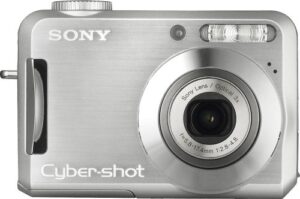 sony cybershot dsc-s700 7.2mp digital camera with 3x optical zoom