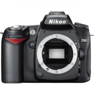 nikon d90 dx-format cmos dslr camera (body only) (old model)