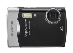 olympus stylus 790sw 7.1mp waterproof digital camera with dual image stabilized 3x optical zoom (black)