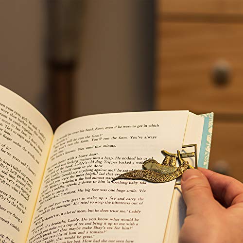 EZERTE Cute Metal Sloth Bookmark - for Women Men Teens Kids - Novelty Animal Page Clip Bookmarks - Cool Unique Gifts for Readers Students Boys Girls Teachers Sloths Lovers (Antique Gold)