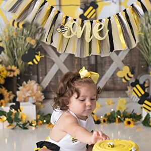 Bee Theme High Chair Banner - Baby First Birthday Party Banner - Smash Cake Photo Prop - 1st Birthday Photo Backdrop (Bee)