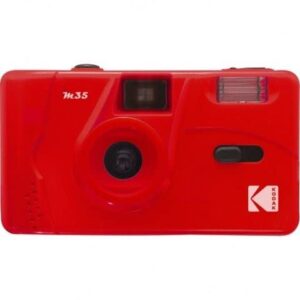 kodak m35 35mm film camera (flame scarlet) – focus free, reusable, built in flash, easy to use