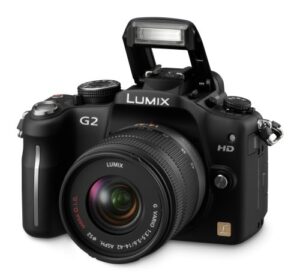 panasonic lumix dmc-g2 12.1 mp live mos mirrorless digital camera with 3-inch touch screen lcd and 14-42mm lumix g vario f/3.5-5.6 mega ois lens (black)