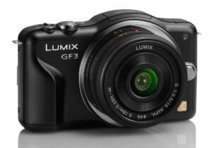 panasonic lumix dmc-gf3ck kit 12.1 mp digital camera with 14mm pancake lens