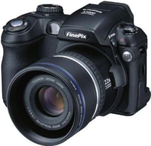 fujifilm finepix s5000 3.1mp digital camera with 10x optical zoom (discontinued by manufacturer)