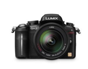 panasonic lumix dmc-gh2 16.05 mp live mos mirrorless digital camera with 3-inch free-angle touch screen lcd and 14-140mm hd hybrid lens (black)