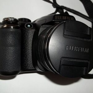 Fujifilm FinePix S4250 14MP 24x Optical Zoom Digital Camera (Black)