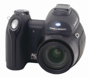 konica minolta dimage z3 4mp digital camera with anti shake 12x optical zoom