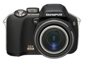 olympus sp-560uz 8mp digital camera with dual image stabilized 18x optical zoom