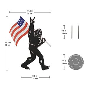 Bigfoot Garden Patriotic Decor Metal Stake - Big Foot Sasquatch Gifts Yard Art Decorative Garden Stakes Bigfoot Statue for Yard Decor, Outdoor, Patio, Outside, Lawn Decorations, Idea Garden Gifts