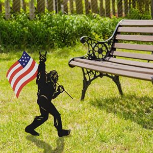 Bigfoot Garden Patriotic Decor Metal Stake - Big Foot Sasquatch Gifts Yard Art Decorative Garden Stakes Bigfoot Statue for Yard Decor, Outdoor, Patio, Outside, Lawn Decorations, Idea Garden Gifts