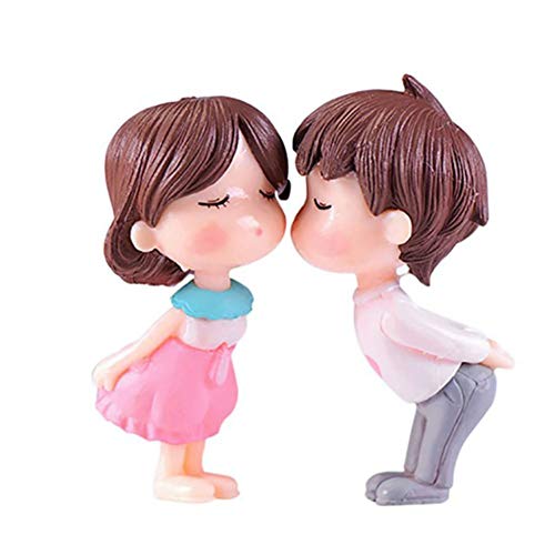 Aysekone 2 Pieces PVC Romantic Couples Figurines Fairy Garden Miniatures Ornaments Boy and Girl Lovers Kiss Wedding Dolls for Home Decor