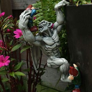 BELLA HAUS DESIGN Great Gargoyle Gnome Massacre Fence Hanger - Polyresin Outdoor Wall Décor - Detailed Hanging Statue – Gnome with Gothic Climbing Grotesque Gargoyle for Patio, Porch, Fence, Garden