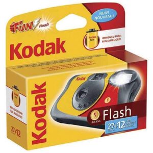 kodak 3920949 Fun Saver Single Use Camera with Flash (Yellow/Red)