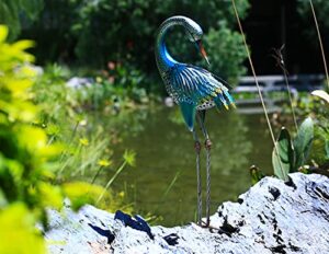 tombaby solar metal garden preening crane statue metal heron outdoor decor, yard art bird decoy for backyard pond