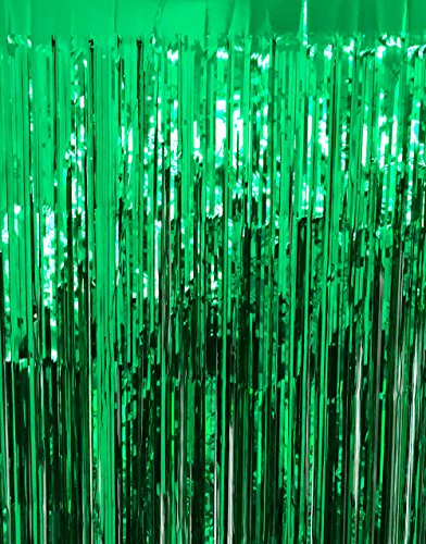 GOER 6.4 ft x 9.8 ft Metallic Tinsel Foil Fringe Curtains,Pack of 2 Party Streamer Backdrop for St. Patrick's Day,Birthday,Graduation,New Year Eve Decorations Christmas Wedding Decor (Green)