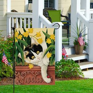 CMEGKE Spring Summer Cat Garden Flag, Spring Summer Cat Daffodils Flags, Spring Summer Flags Summer Spring Rustic Vertical Double Sided Burlap Cat Daffodils Floral Home Holiday Party Farmhouse Yard Lawn Outside Decorations 12.5 x 18 In