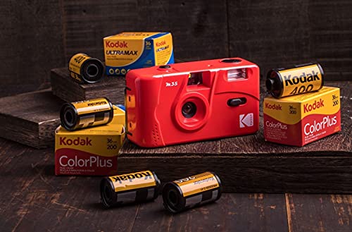 Kodak M35 Film Camera, Reusable, Focus Free, Easy to Use, Build in Flash and Compatible with 35mm Color Negative or Bl/W Film (Film and AAA Battery NOT Included) (Flame Scarlet)