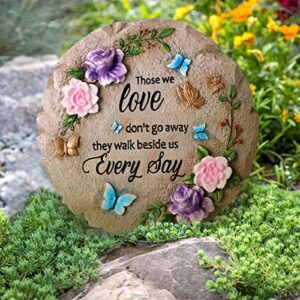 Memories Garden Stepping Stone Plaque Resin Sympathy Bereavement Gifts Beautiful Butterfly Flowers Memorial Stones Outdoor Memorial Plaque Garden Decor for Loss of Loved One Remembrance Gifts