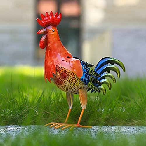 HSHD Metal Rooster Decor Garden Statue Solar Lights Outdoor - Chicken Sculpture Yard Art Kitchen Decor Lawn Ornaments (Rooster)