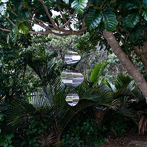 Beauty and the Wind Wind Spinner Metal Garden Spinners Outdoor Garden Art for Backyard Outdoor Hanging Decor and Spinners for Yard and Garden Ornaments 3D Shape (Silver Helix)