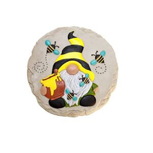 spoontiques – garden décor – gnome bee stepping stone – decorative stone for garden