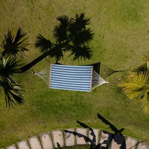 Lxoohy 12FT Quick Dry Double Size Outdoor Hammock with Bamboo Spreader Bar, 2 Person Hammock with Chains and Hooks for Patio Garden Poolside Backyard Beach use, 440 lbs Capacity, Blue Stripe