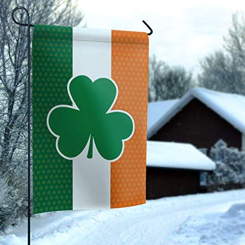 Chees D Zone Happy St. Patrick's Day Holiday House Flags for Outdoor Yard Porch, Weather Resistant Welcome Fall Spring Garden Flag Seasonal Home Decoration Irish Flag Print Clover Leaf 12x18inch