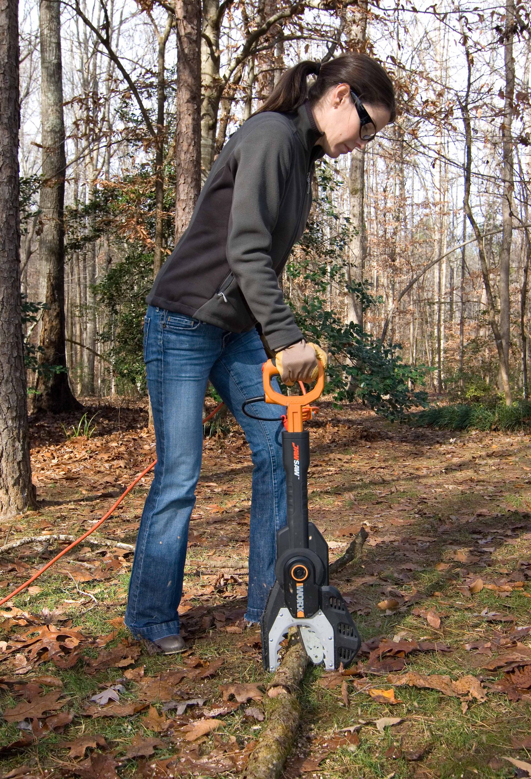 Worx WG307 5 Amp JawSaw Electric Chainsaw