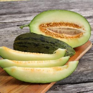 CHUXAY GARDEN Piel de Sapo Melon Seed,Christmas,Santa Claus Melon 15 Seeds Juicy Sweet Fruit Edible Melon Healthy Gardening Gifts