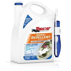 tomcat repellents animal repellent ready-to-use – with comfort wand, repels rabbits, squirrels, groundhogs and other small animals, contains essential oils, no stink, rain-resistant, 1 gal.
