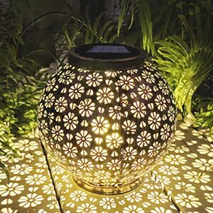 solar lanterns outdoor hanging, metal large solar lantern outdoor waterproof with handle, retro led solar garden lights outdoor for patio porch pathway yard tabletop decoration