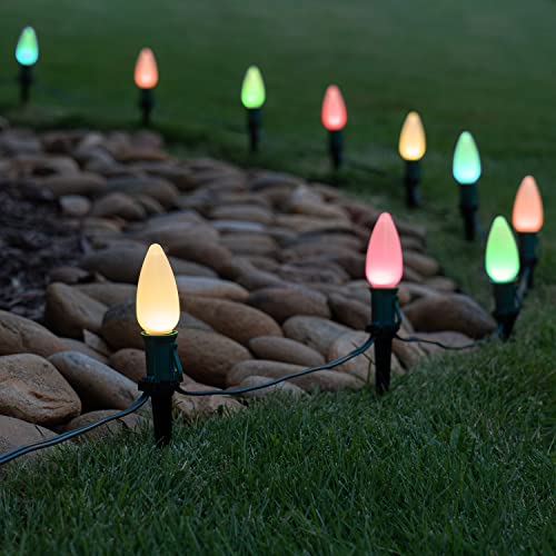 Christmas Light Stakes, 5 Inch Yard Lawn Stakes, 110 Pieces C7 and C9 Light Stake for Christmas Decorations Outdoor Garden Patio Path