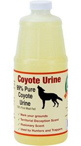 just scentsational rs-32 coyote urine for gardens, hunters, and trappers, 32 oz (1 quart)