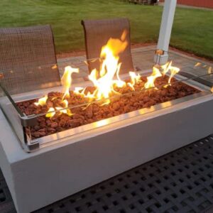 Uniflasy Fire Pit Glass Wind Guard 31"x 12"x 6" Flame/Wind Guard Fence Tempered Glass for Fire Pit Burner Pans Rectangle Outdoor Clear Tempered Glass Flame Shield for Fire Pit Table, 5/16" Thick