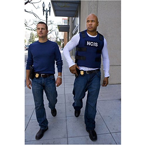 NCIS: Los Angeles (TV Series 2009 - ) 8 inch x 10 inch PHOTOGRAPH Chris O'Donnell Blue Shirt & Jeans w/LL Cool J in NCIS Vest & Jeans Badges Visible kn