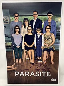 bong joon-ho signed autographed parasite movie poster 12×18 director beckett coa