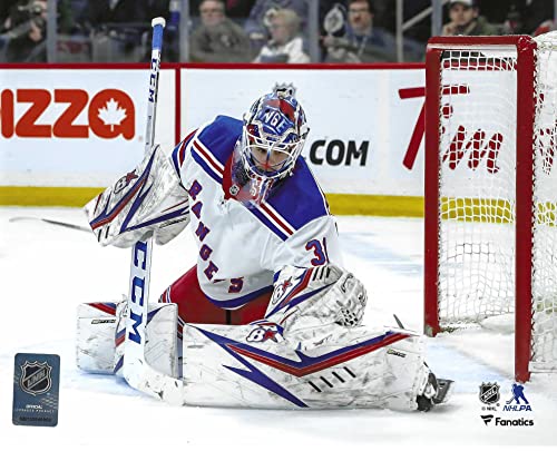 The New York Rangers Goalie Igor Shesterkin 8x10 Action Photo Picture