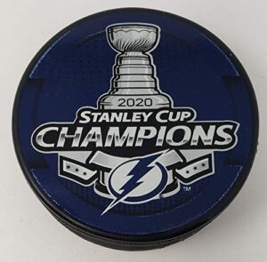 tb lightning 2020 stanley cup champions official nhl puck + free puck cube