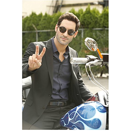 Tom Ellis 8 Inch x 10 Inch Photograph Lucifer (TV Series 2015 - ) Flashing Peace Sign on Motorcycle kn