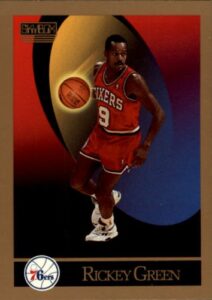1990 skybox basketball card (1990-91) #404 rickey green