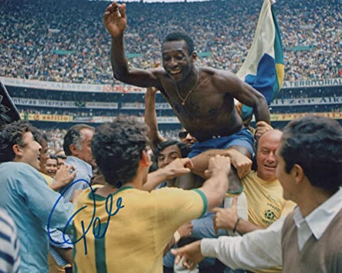 Pele signed 8x10 Photo